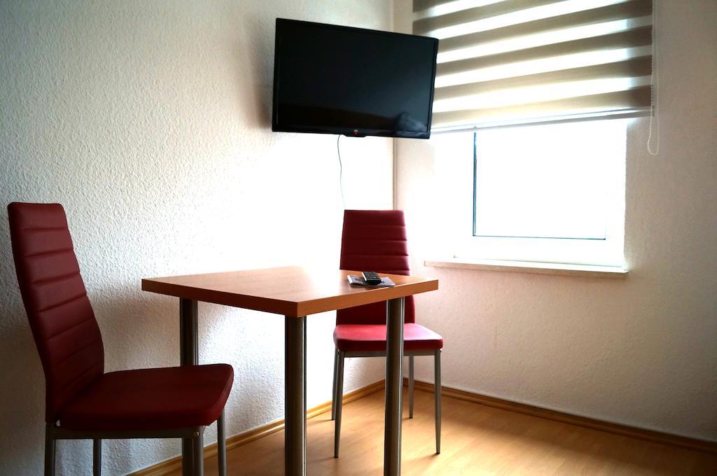 Ferienwohnung Holzhausen Leipzig Zimmer foto